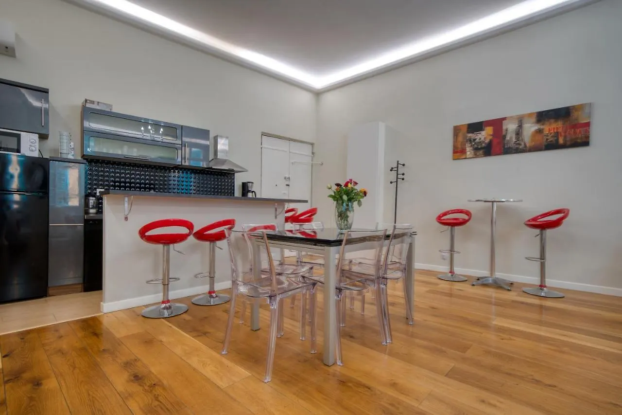 Apartmán Old Town Luxury 3 Beds Nice 0*,  Francie