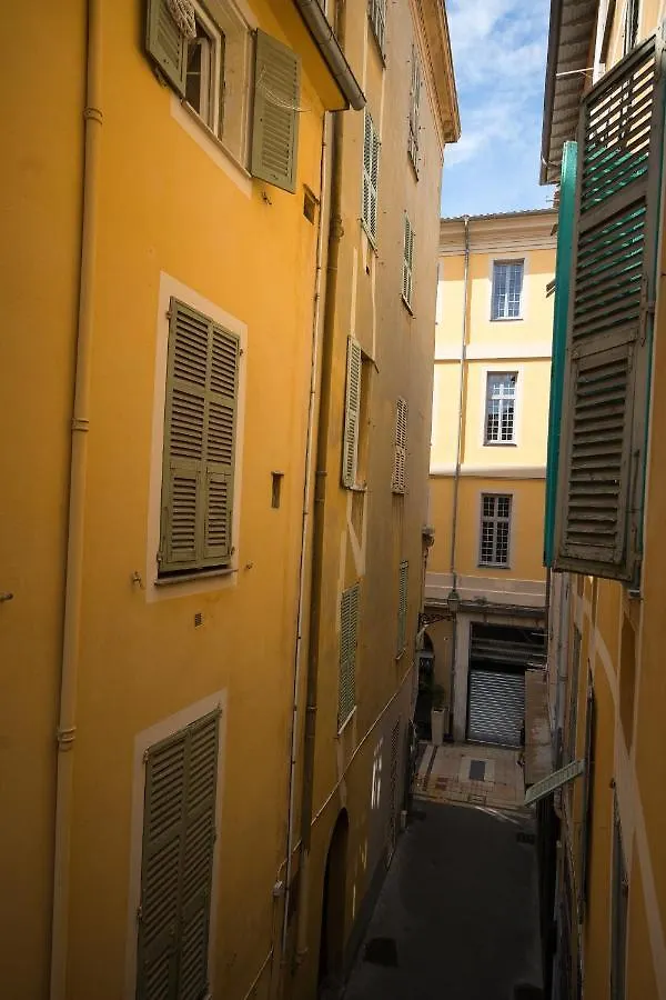 Apartmán Old Town Luxury 3 Beds Nice
